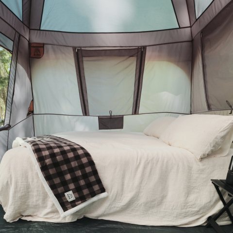 Bear Den 9 Cabin Tent