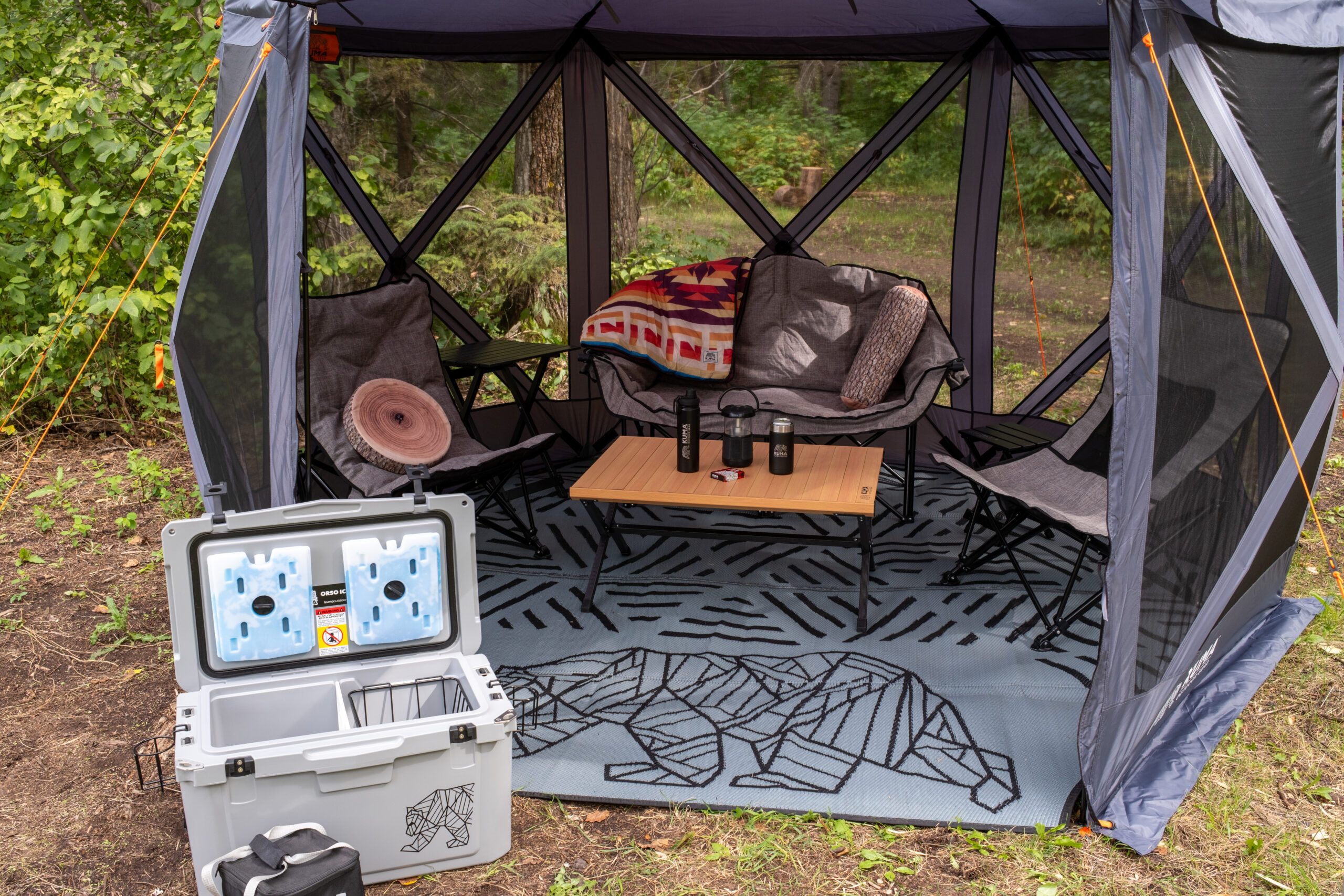 Hex Striped Peaks Outdoor Mat 11' - KUMA Outdoor Gear